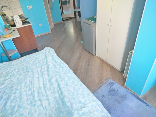 Продам трехкомнатную (3-комн.) квартиру, Солнечный б-р, 11, Лопатино рп