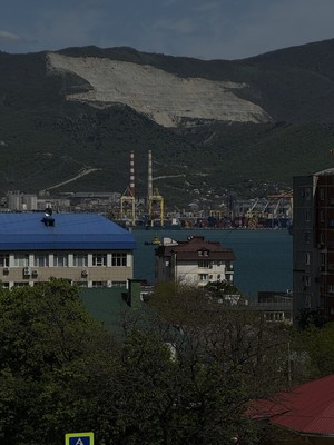 Продам двухкомнатную (2-комн.) квартиру, Лейтенанта Шмидта ул, 10, Новороссийск г