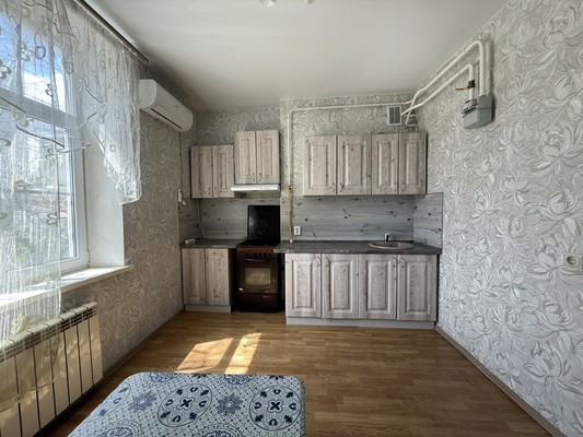 Продам двухкомнатную (2-комн.) квартиру, Лейтенанта Шмидта ул, 10, Новороссийск г