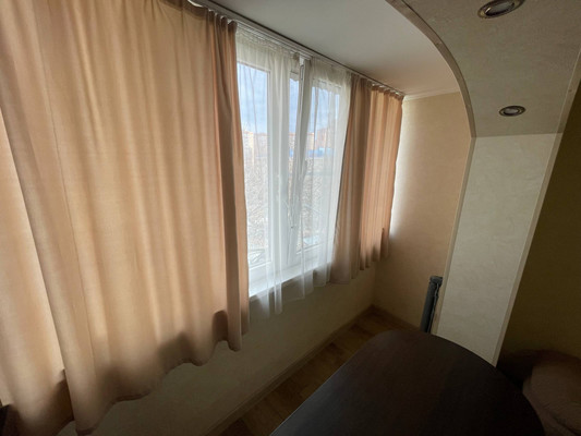 Продам двухкомнатную (2-комн.) квартиру, им. Космонавта Гагарина ул, 145, Краснодар г