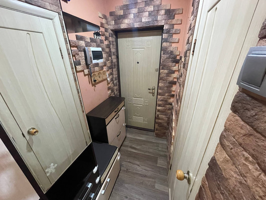 Продам двухкомнатную (2-комн.) квартиру, им. Космонавта Гагарина ул, 145, Краснодар г