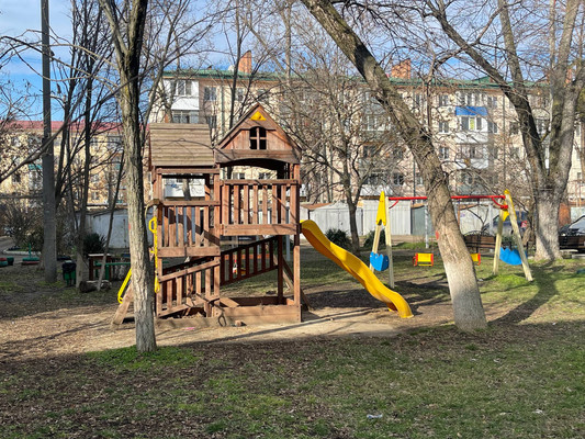 Продам двухкомнатную (2-комн.) квартиру, им. Космонавта Гагарина ул, 145, Краснодар г