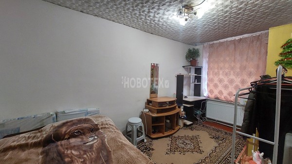 Продам двухкомнатную (2-комн.) квартиру, Первомайская ул, 68, Хадыженск г