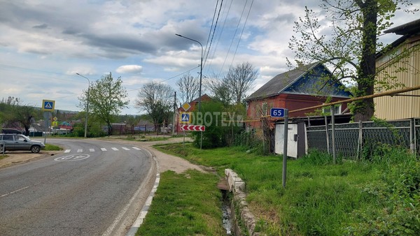 Продам двухкомнатную (2-комн.) квартиру, Первомайская ул, 68, Хадыженск г