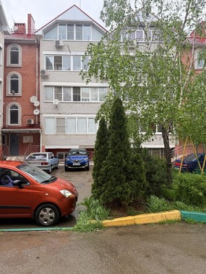 Продам однокомнатную (1-комн.) квартиру, Волховская ул, 4, Российский п