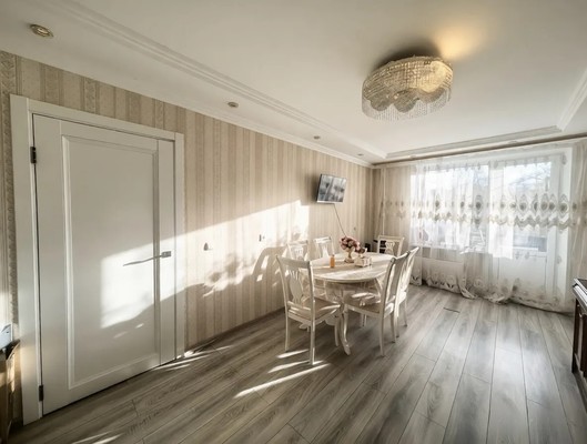 Продам двухкомнатную (2-комн.) квартиру, Бирюлёвская ул, 6, Москва г