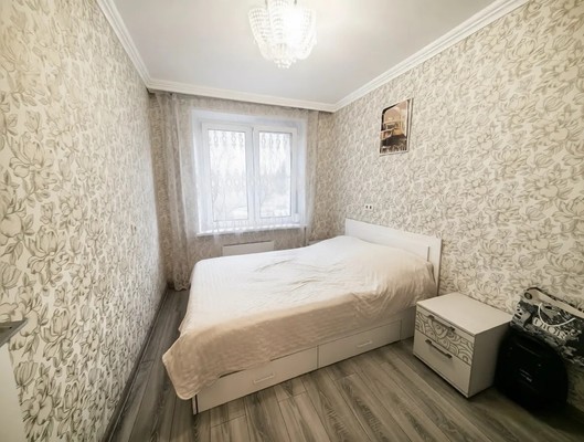 Продам двухкомнатную (2-комн.) квартиру, Бирюлёвская ул, 6, Москва г