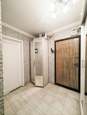 Продам двухкомнатную (2-комн.) квартиру, Бирюлёвская ул, 6, Москва г