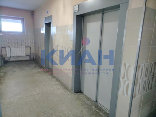 Продам двухкомнатную (2-комн.) квартиру, Авиаторов ул, 23, Красноярск г