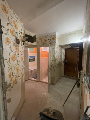 Продам двухкомнатную (2-комн.) квартиру, 60 лет Октября ул, 6, Симферополь г