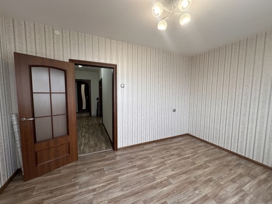 Продам двухкомнатную (2-комн.) квартиру, Урванцева ул, 14, Красноярск г