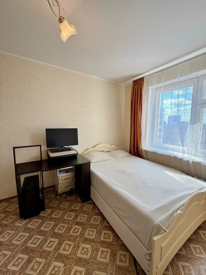 Продам двухкомнатную (2-комн.) квартиру, Сабан ул, 1А, Казань г