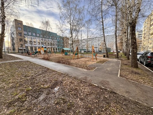 Продам двухкомнатную (2-комн.) квартиру, Кул Гали ул, 15/21, Казань г