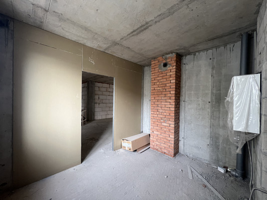 Продам трехкомнатную (3-комн.) квартиру, Атажукина ул, 11, Нальчик г