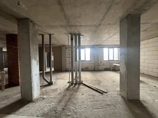 Продам трехкомнатную (3-комн.) квартиру, Атажукина ул, 11, Нальчик г