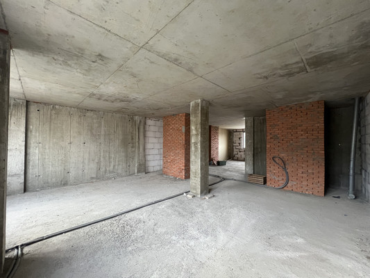 Продам трехкомнатную (3-комн.) квартиру, Атажукина ул, 11, Нальчик г