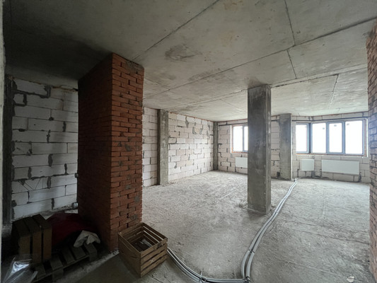 Продам трехкомнатную (3-комн.) квартиру, Атажукина ул, 11, Нальчик г