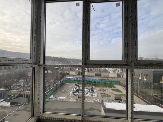 Продам трехкомнатную (3-комн.) квартиру, Атажукина ул, 11, Нальчик г
