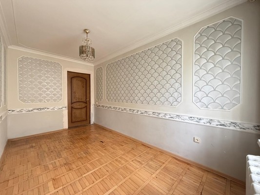 Продам трехкомнатную (3-комн.) квартиру, Мусукаева ул, 4, Нальчик г