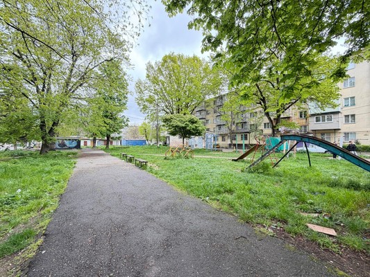 Продам трехкомнатную (3-комн.) квартиру, Мусукаева ул, 4, Нальчик г