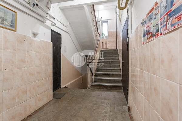 Продам трехкомнатную (3-комн.) квартиру, Старая Басманная ул, 22кА, Москва г