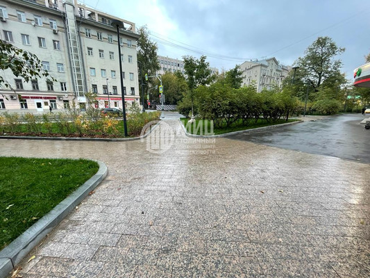 Продам трехкомнатную (3-комн.) квартиру, Старая Басманная ул, 22кА, Москва г