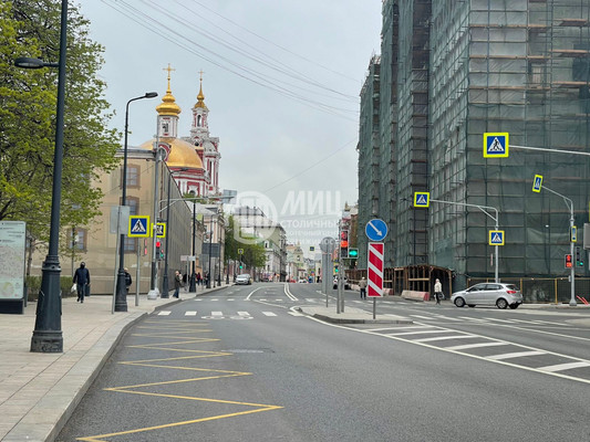 Продам трехкомнатную (3-комн.) квартиру, Старая Басманная ул, 22кА, Москва г
