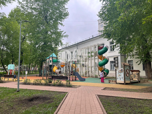 Продам трехкомнатную (3-комн.) квартиру, Старая Басманная ул, 22кА, Москва г