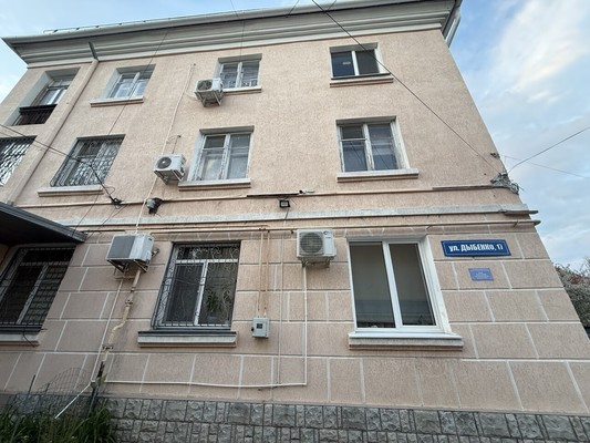 Продам однокомнатную (1-комн.) квартиру, Дыбенко ул, 17, Симферополь г