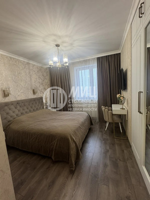Продам трехкомнатную (3-комн.) квартиру, Заводская ул, 18к3, Нахабино рп