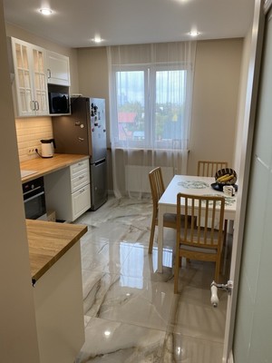 Продам трехкомнатную (3-комн.) квартиру, Зеленые аллеи б-р, 17, Видное г