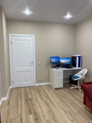 Продам трехкомнатную (3-комн.) квартиру, Зеленые аллеи б-р, 17, Видное г