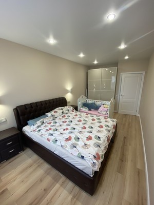 Продам трехкомнатную (3-комн.) квартиру, Зеленые аллеи б-р, 17, Видное г