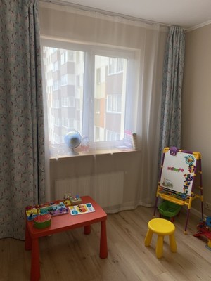 Продам трехкомнатную (3-комн.) квартиру, Зеленые аллеи б-р, 17, Видное г