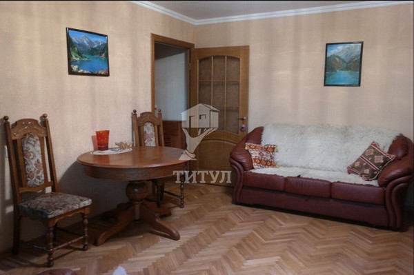 Продам трехкомнатную (3-комн.) квартиру, Добровольского ул, 5к5, Ростов-на-Дону г