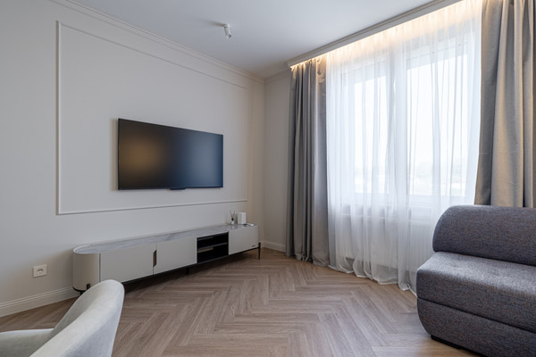 Продам однокомнатную (1-комн.) квартиру, Рашита Салахова ул, 2к1, Казань г