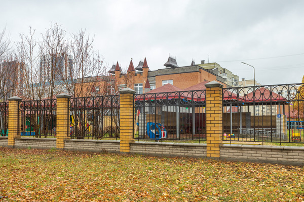 Продам трехкомнатную (3-комн.) квартиру, Меридианная ул, 12, Казань г