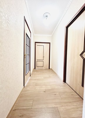 Продам двухкомнатную (2-комн.) квартиру, Большеохтинский пр-кт, 39, Санкт-Петербург г