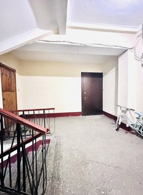 Продам двухкомнатную (2-комн.) квартиру, Большеохтинский пр-кт, 39, Санкт-Петербург г
