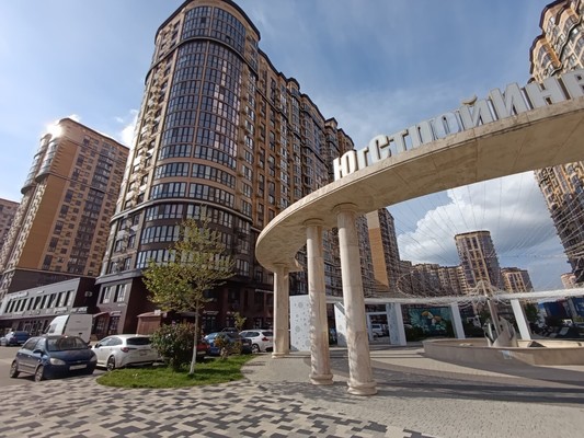 Сдам двухкомнатную (2-комн.) квартиру, Конгрессная ул, 33, Краснодар г