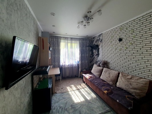 Продам двухкомнатную (2-комн.) квартиру, им. Генерала Меркулова ул, 57, Липецк г