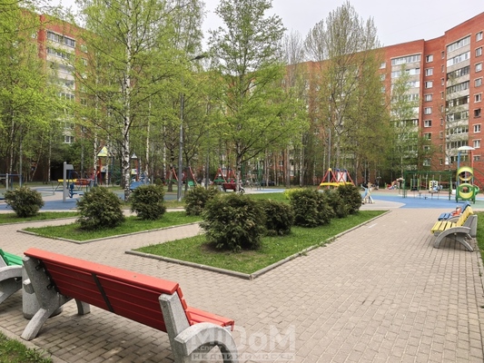 Сдам двухкомнатную (2-комн.) квартиру, Долгоозёрная ул, 1, Санкт-Петербург г