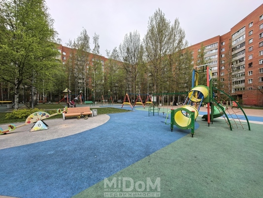 Сдам двухкомнатную (2-комн.) квартиру, Долгоозёрная ул, 1, Санкт-Петербург г