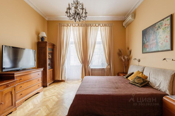 Сдам двухкомнатную (2-комн.) квартиру, Кутузовский пр-кт, 30, Москва г
