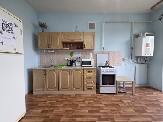 Продам трехкомнатную (3-комн.) квартиру, Черкасская ул, 85, Краснодар г