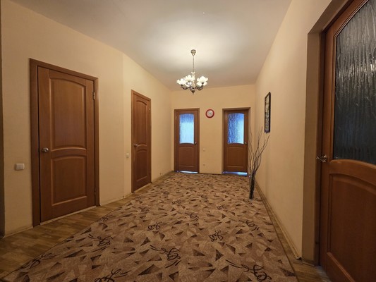 Продам трехкомнатную (3-комн.) квартиру, Черкасская ул, 85, Краснодар г