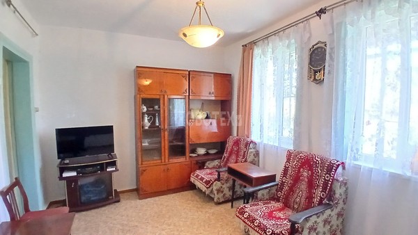 Продам трехкомнатную (3-комн.) квартиру, Клубная ул, 10, Асфальтовая Гора п