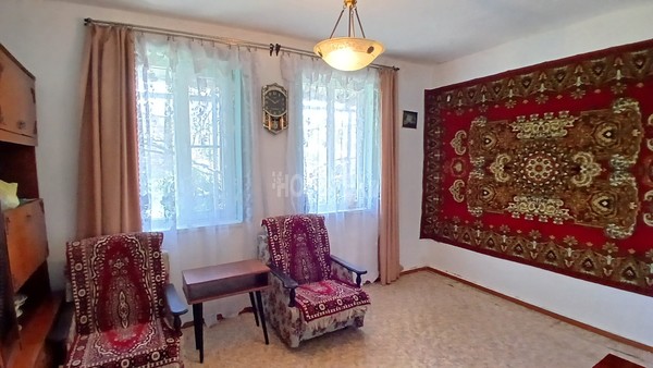 Продам трехкомнатную (3-комн.) квартиру, Клубная ул, 10, Асфальтовая Гора п