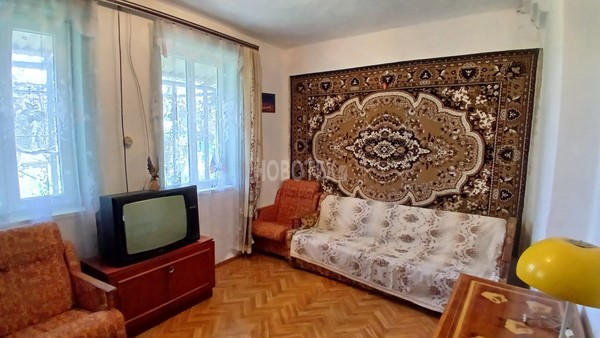 Продам трехкомнатную (3-комн.) квартиру, Клубная ул, 10, Асфальтовая Гора п