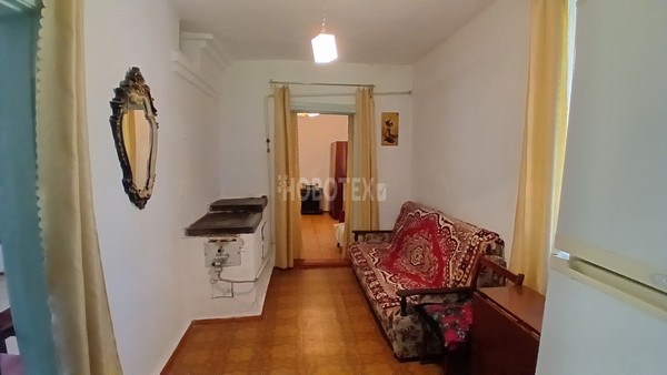 Продам трехкомнатную (3-комн.) квартиру, Клубная ул, 10, Асфальтовая Гора п